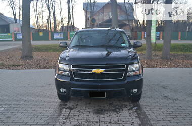 Внедорожник / Кроссовер Chevrolet Suburban 2013 в Ивано-Франковске