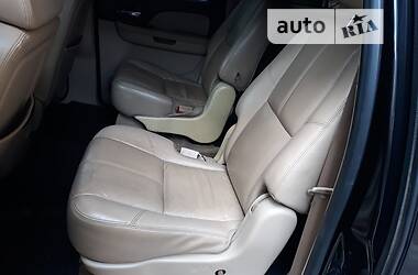 Позашляховик / Кросовер Chevrolet Suburban 2007 в 