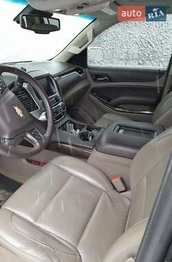 Внедорожник / Кроссовер Chevrolet Suburban 2017 в Ровно