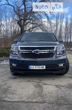 Позашляховик / Кросовер Chevrolet Suburban 2018 в 