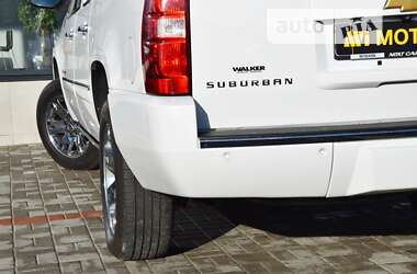 Внедорожник / Кроссовер Chevrolet Suburban 2013 в Киеве