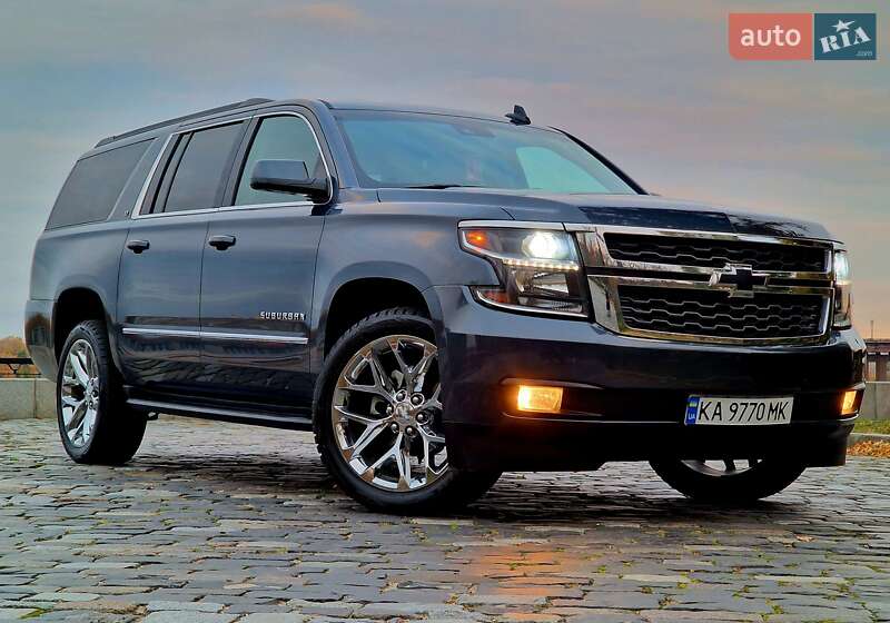 Внедорожник / Кроссовер Chevrolet Suburban 2018 в Киеве