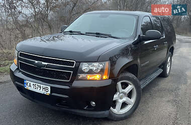 Позашляховик / Кросовер Chevrolet Suburban 2009 в Пирятині