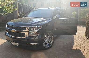 Позашляховик / Кросовер Chevrolet Suburban 2016 в Житомирі