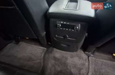 Позашляховик / Кросовер Chevrolet Suburban 2013 в 