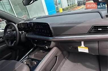 Внедорожник / Кроссовер Chevrolet Suburban 2025 в 