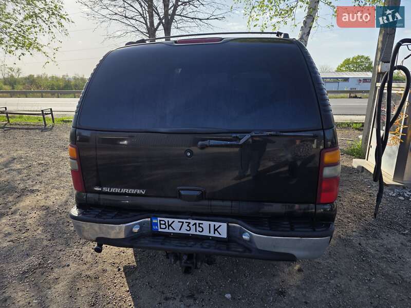 Позашляховик / Кросовер Chevrolet Suburban 2000 в Харкові