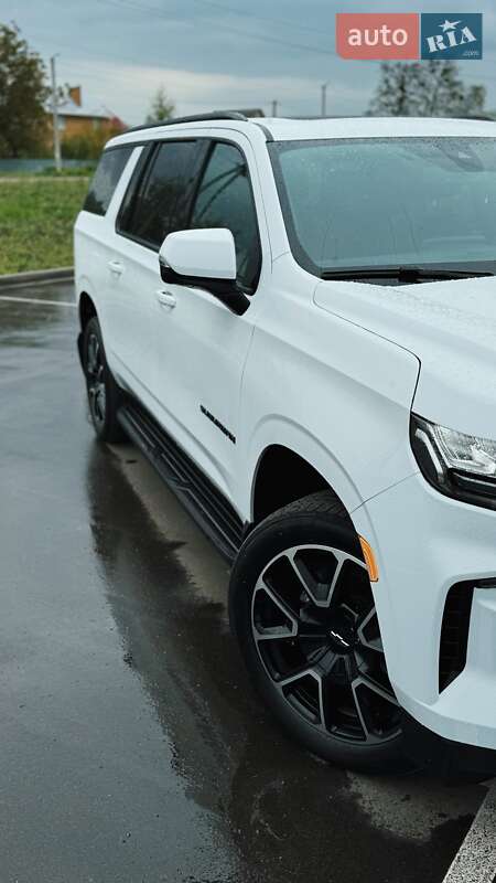 Позашляховик / Кросовер Chevrolet Suburban 2022 в Києві