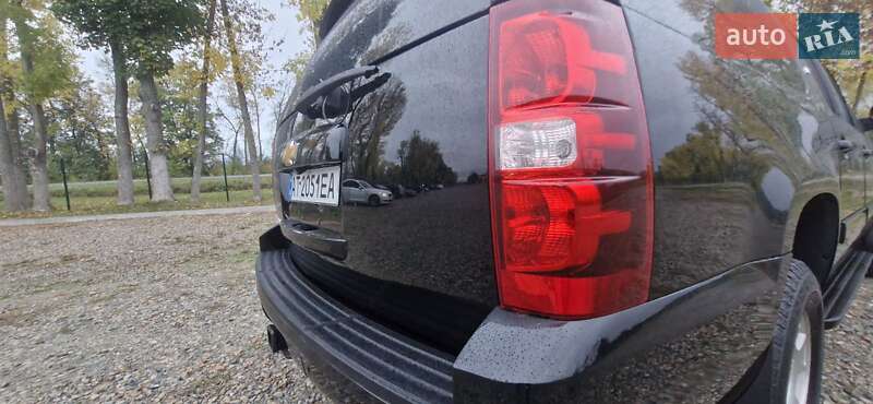 Позашляховик / Кросовер Chevrolet Suburban 2013 в Богородчанах