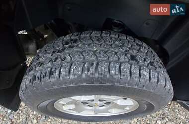Позашляховик / Кросовер Chevrolet Suburban 2013 в 