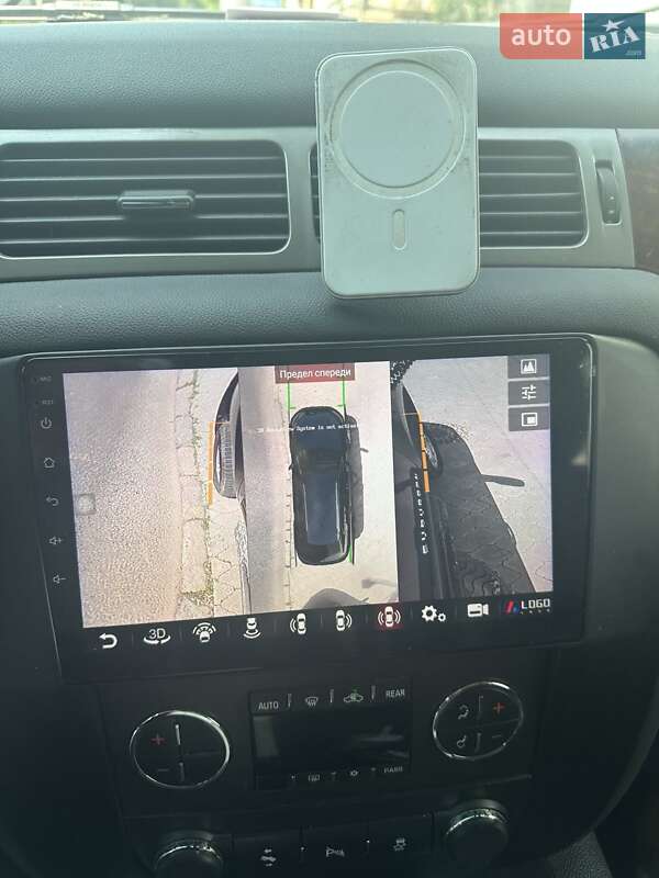 Позашляховик / Кросовер Chevrolet Suburban 2012 в Одесі