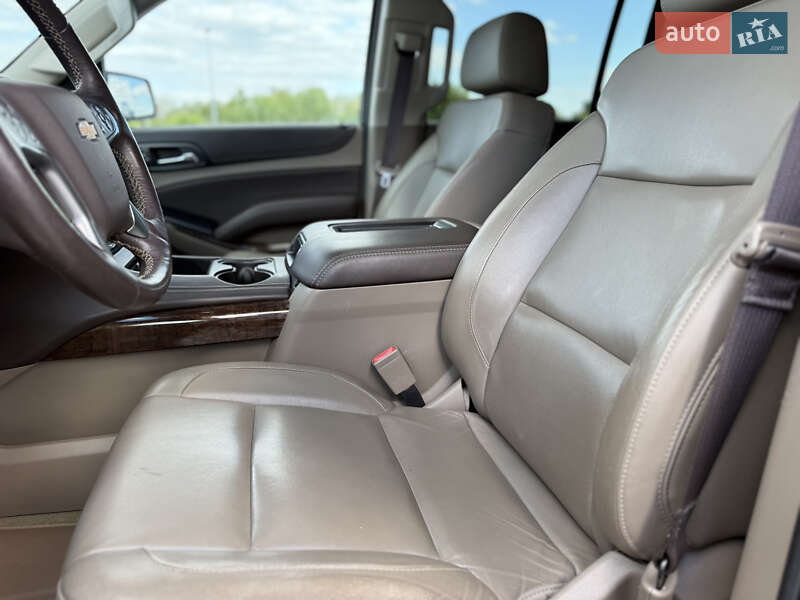 Внедорожник / Кроссовер Chevrolet Suburban 2017 в Киеве фото 20 Внедорожник / Кроссовер Chevrolet Suburban 2017 в Киеве