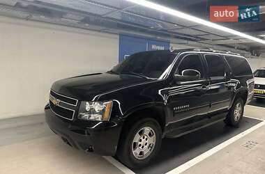 Позашляховик / Кросовер Chevrolet Suburban 2012 в Одесі