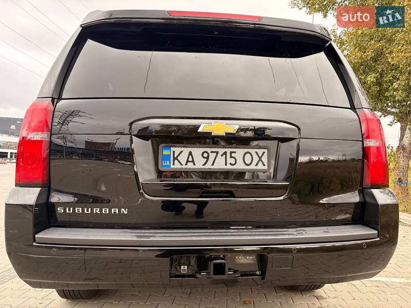 Внедорожник / Кроссовер Chevrolet Suburban 2016 в Киеве фото 7 Внедорожник / Кроссовер Chevrolet Suburban 2016 в Киеве
