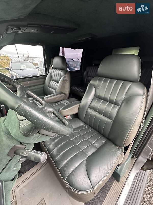 Внедорожник / Кроссовер Chevrolet Suburban 1997 в Белогородке