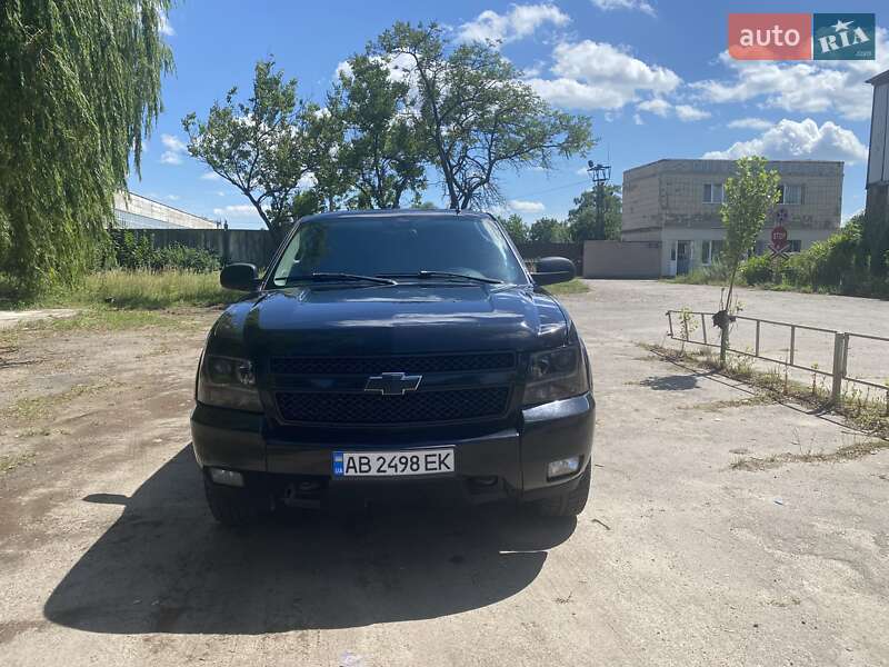Внедорожник / Кроссовер Chevrolet Suburban 2007 в Виннице фото 3 Внедорожник / Кроссовер Chevrolet Suburban 2007 в Виннице