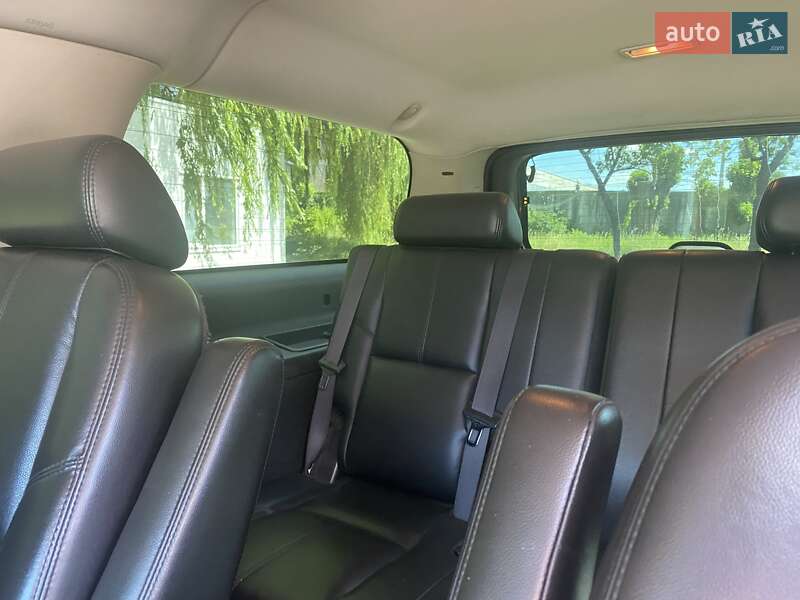 Внедорожник / Кроссовер Chevrolet Suburban 2007 в Виннице фото 22 Внедорожник / Кроссовер Chevrolet Suburban 2007 в Виннице