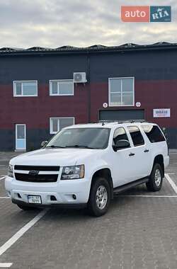 Позашляховик / Кросовер Chevrolet Suburban 2011 в Дубні