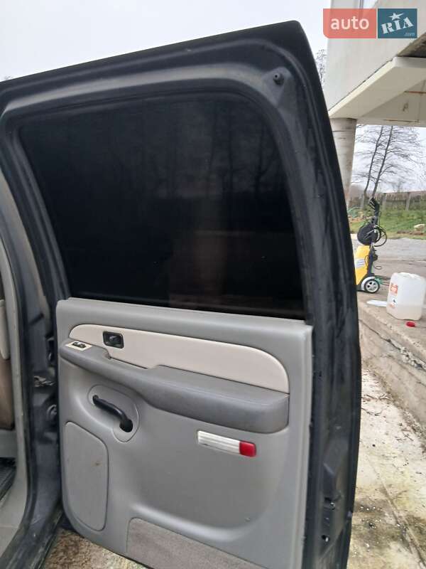 Внедорожник / Кроссовер Chevrolet Suburban 2000 в Львове фото 43 Внедорожник / Кроссовер Chevrolet Suburban 2000 в Львове