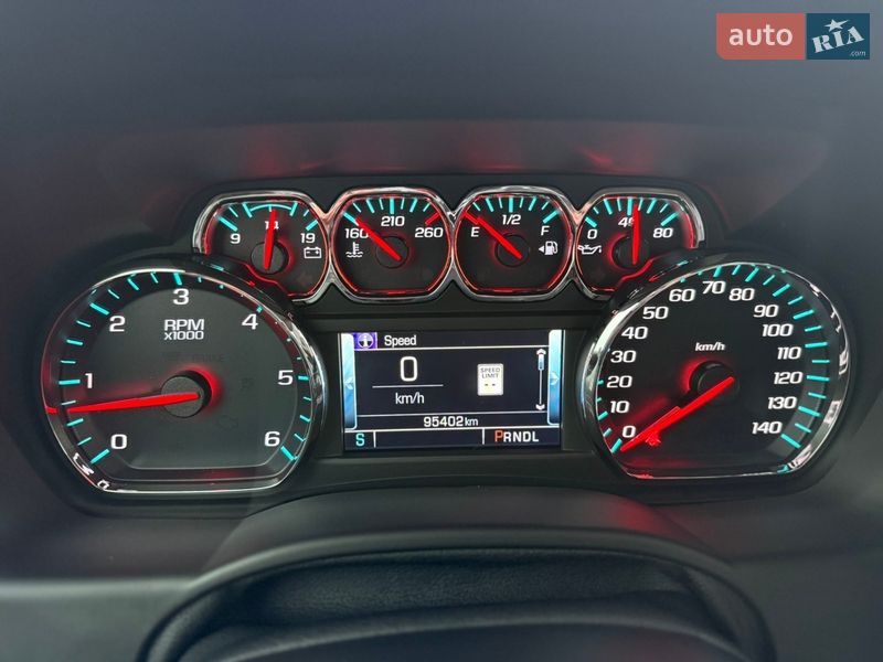 Внедорожник / Кроссовер Chevrolet Suburban 2019 в Одессе