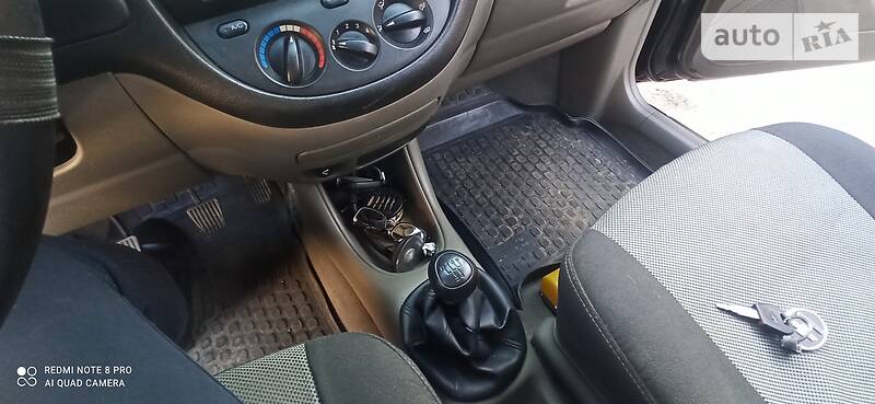 Мінівен Chevrolet Tacuma 2005 в Южноукраїнську