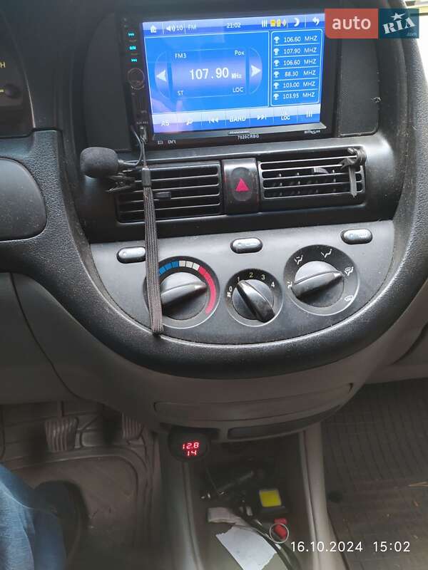 Минивэн Chevrolet Tacuma 2004 в Харькове фото 7 Минивэн Chevrolet Tacuma 2004 в Харькове