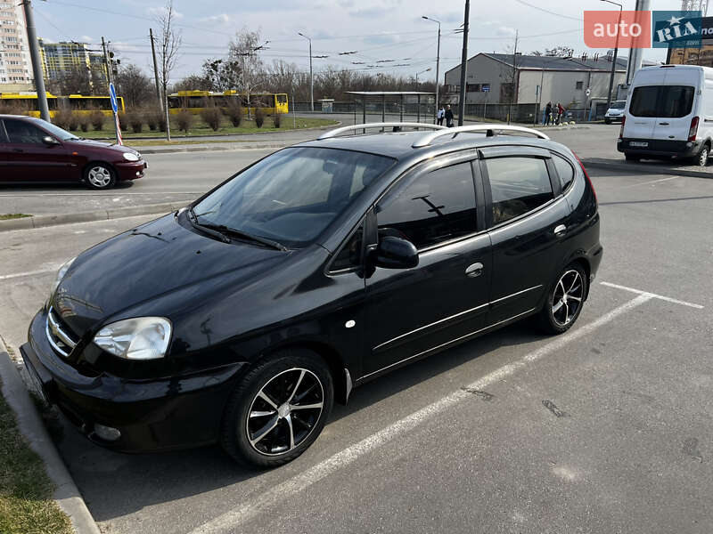 Минивэн Chevrolet Tacuma 2006 в Киеве