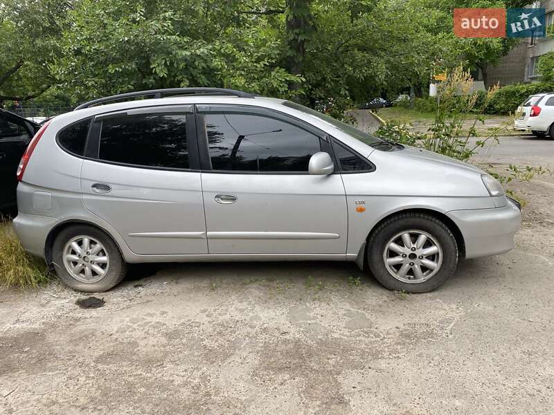 Минивэн Chevrolet Tacuma 2005 в 