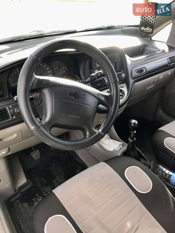 Мінівен Chevrolet Tacuma 2004 в Львові