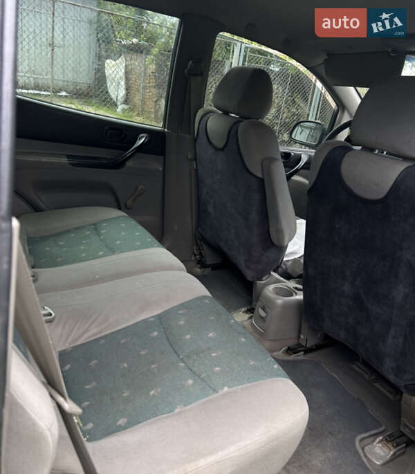 Минивэн Chevrolet Tacuma 2005 в Рожнове