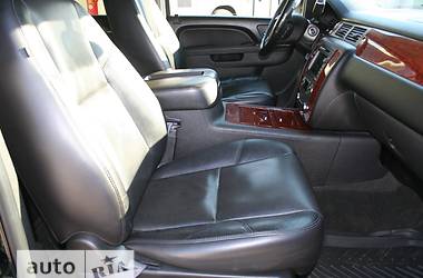 Внедорожник / Кроссовер Chevrolet Tahoe 2011 в 