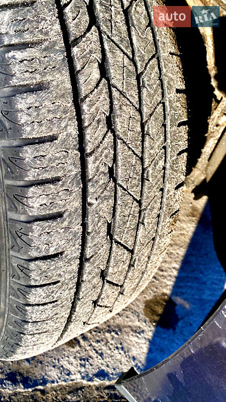 Внедорожник / Кроссовер Chevrolet Tahoe 2016 в Остроге