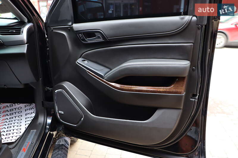 Внедорожник / Кроссовер Chevrolet Tahoe 2018 в Львове