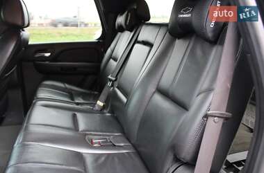 Внедорожник / Кроссовер Chevrolet Tahoe 2008 в 