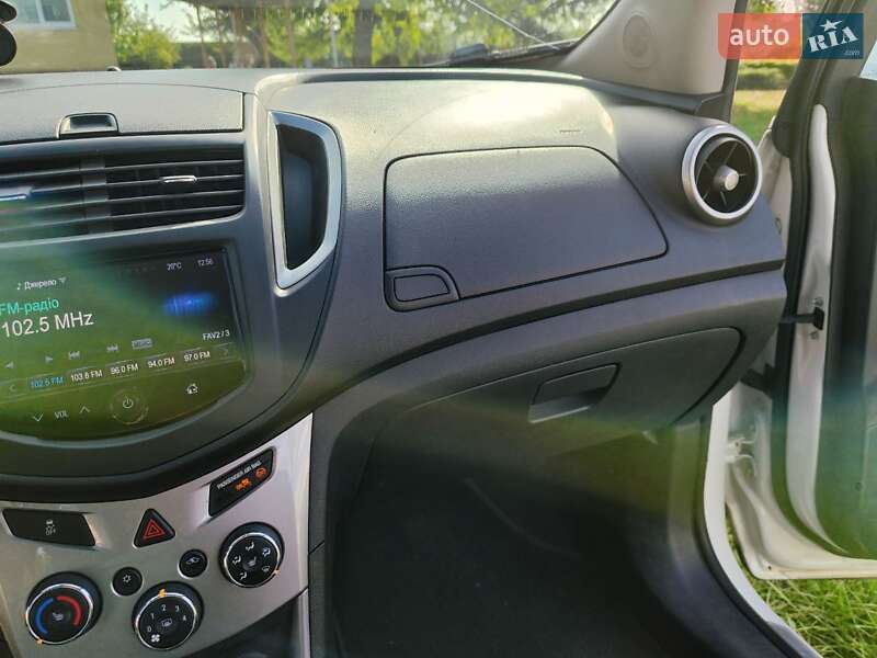 Позашляховик / Кросовер Chevrolet Tracker 2014 в Білій Церкві