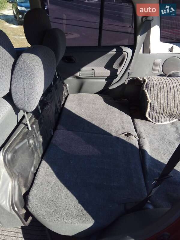 Внедорожник / Кроссовер Chevrolet Tracker 2000 в Киеве