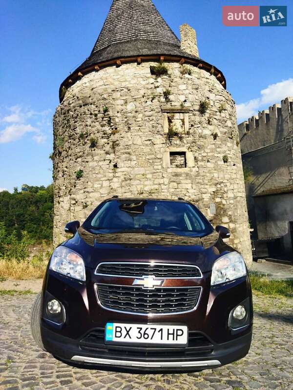 Внедорожник / Кроссовер Chevrolet Tracker 2014 в Каменец-Подольском