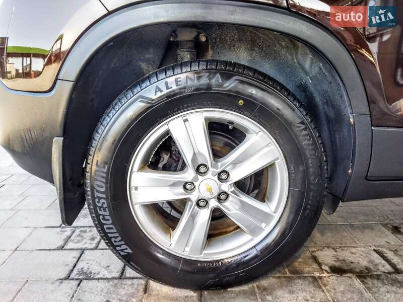 Внедорожник / Кроссовер Chevrolet Tracker 2014 в Каменец-Подольском