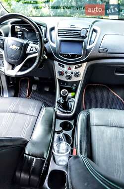 Внедорожник / Кроссовер Chevrolet Tracker 2014 в Каменец-Подольском