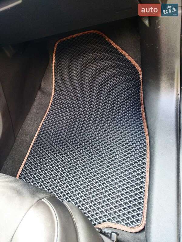 Внедорожник / Кроссовер Chevrolet Tracker 2014 в Каменец-Подольском