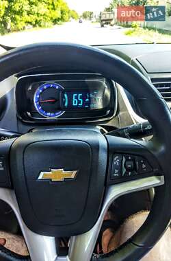 Внедорожник / Кроссовер Chevrolet Tracker 2014 в Каменец-Подольском