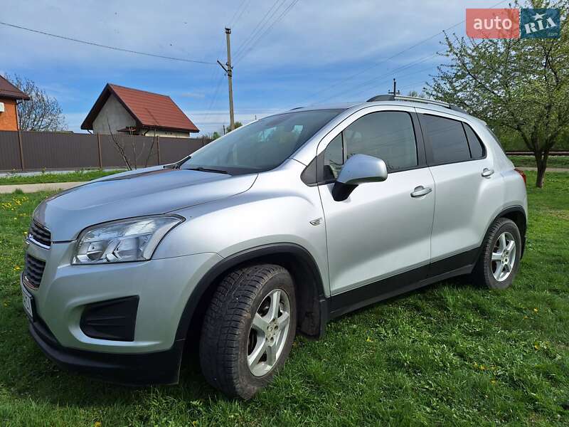 Внедорожник / Кроссовер Chevrolet Tracker 2014 в Сумах