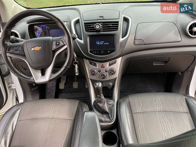 Внедорожник / Кроссовер Chevrolet Tracker 2014 в Харькове