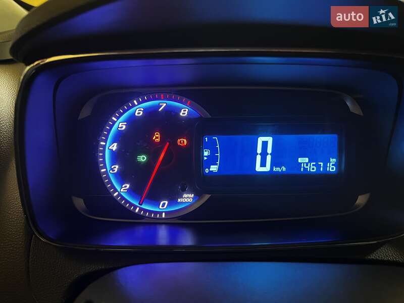 Внедорожник / Кроссовер Chevrolet Tracker 2016 в Золочеве