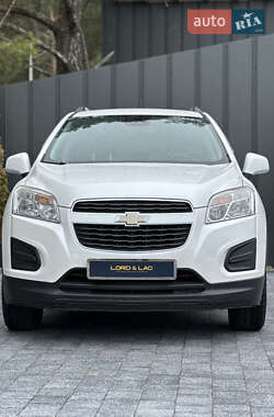Позашляховик / Кросовер Chevrolet Tracker 2014 в 