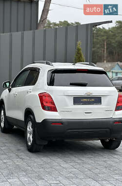 Позашляховик / Кросовер Chevrolet Tracker 2014 в 