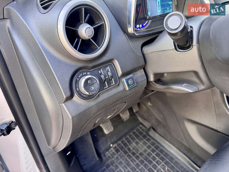 Внедорожник / Кроссовер Chevrolet Tracker 2014 в Одессе