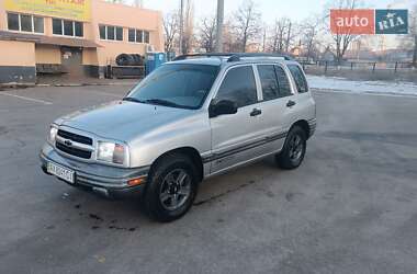 Позашляховик / Кросовер Chevrolet Tracker 2001 в Харкові