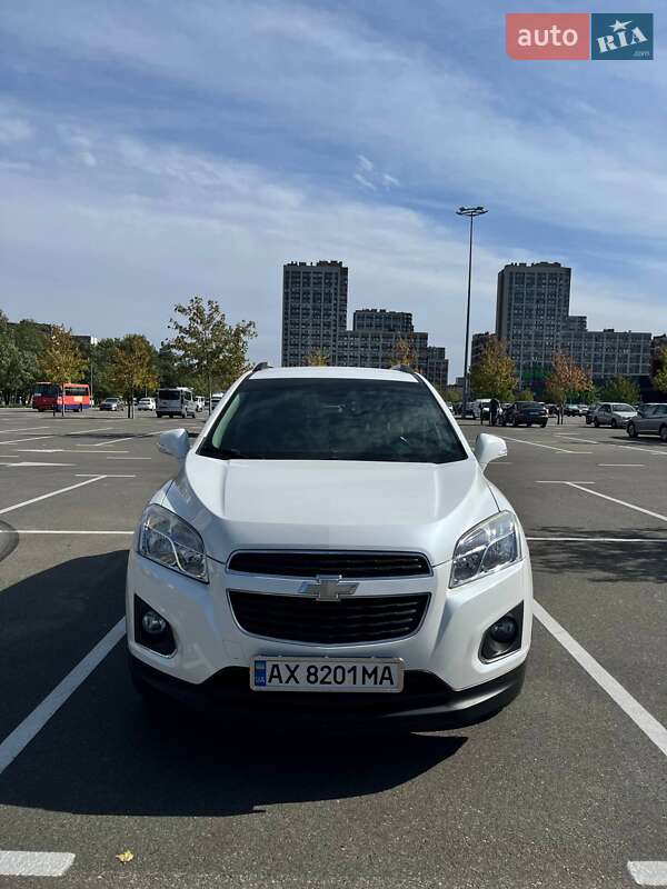 Внедорожник / Кроссовер Chevrolet Tracker 2014 в Киеве фото Внедорожник / Кроссовер Chevrolet Tracker 2014 в Киеве