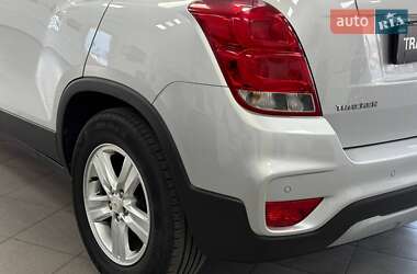 Позашляховик / Кросовер Chevrolet Tracker 2017 в  фото 10 Позашляховик / Кросовер Chevrolet Tracker 2017 в